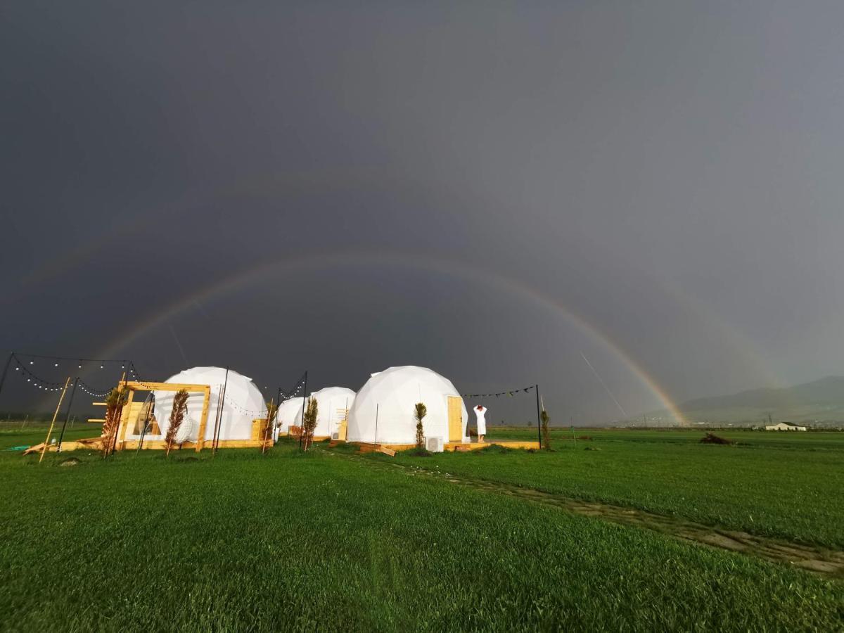Jewelberry Glamping Hotel Tbilisi Mtsʼkhetʼa Extérieur photo