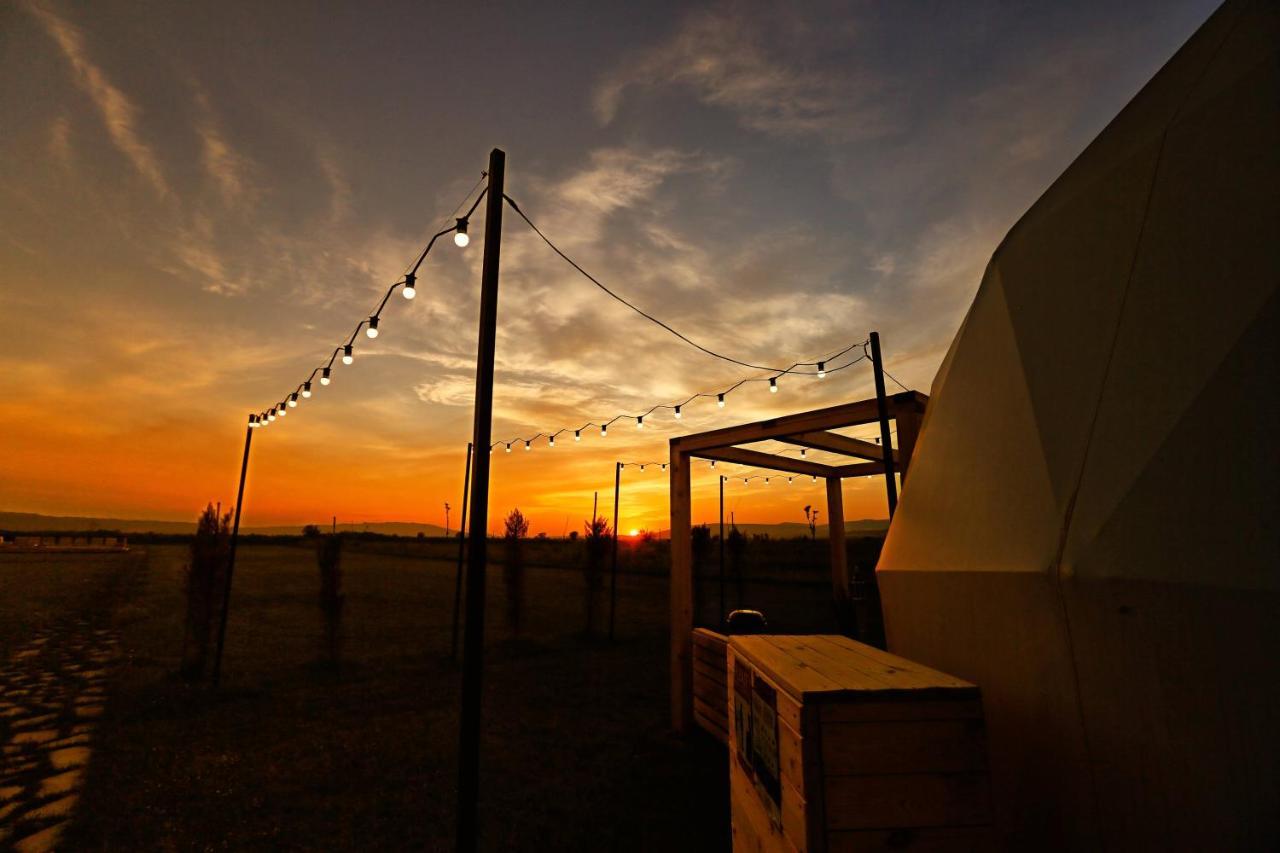 Jewelberry Glamping Hotel Tbilisi Mtsʼkhetʼa Extérieur photo