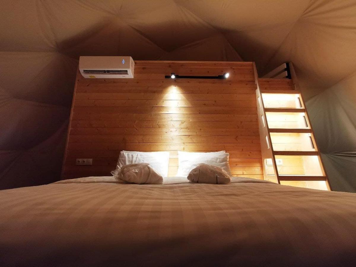 Jewelberry Glamping Hotel Tbilisi Mtsʼkhetʼa Extérieur photo