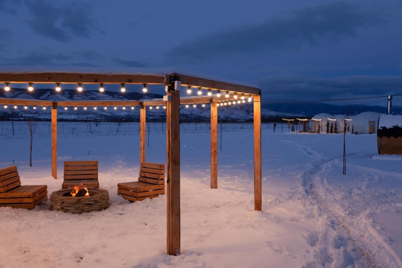 Jewelberry Glamping Hotel Tbilisi Mtsʼkhetʼa Extérieur photo