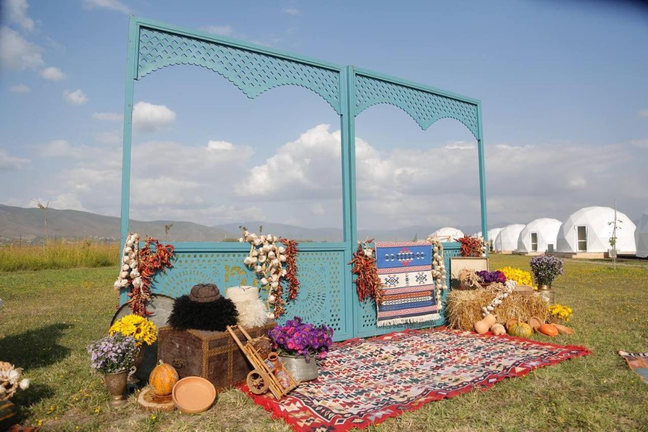 Jewelberry Glamping Hotel Tbilisi Mtsʼkhetʼa Extérieur photo
