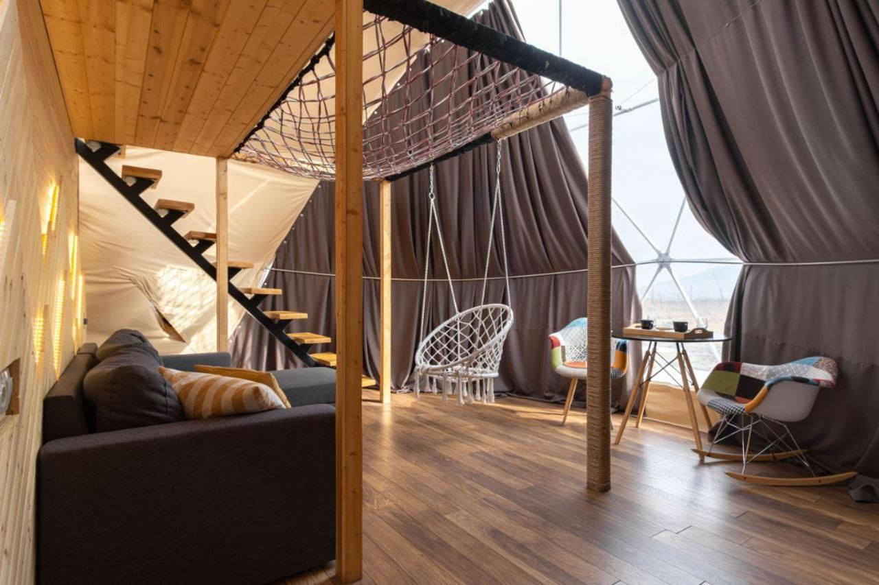 Jewelberry Glamping Hotel Tbilisi Mtsʼkhetʼa Extérieur photo