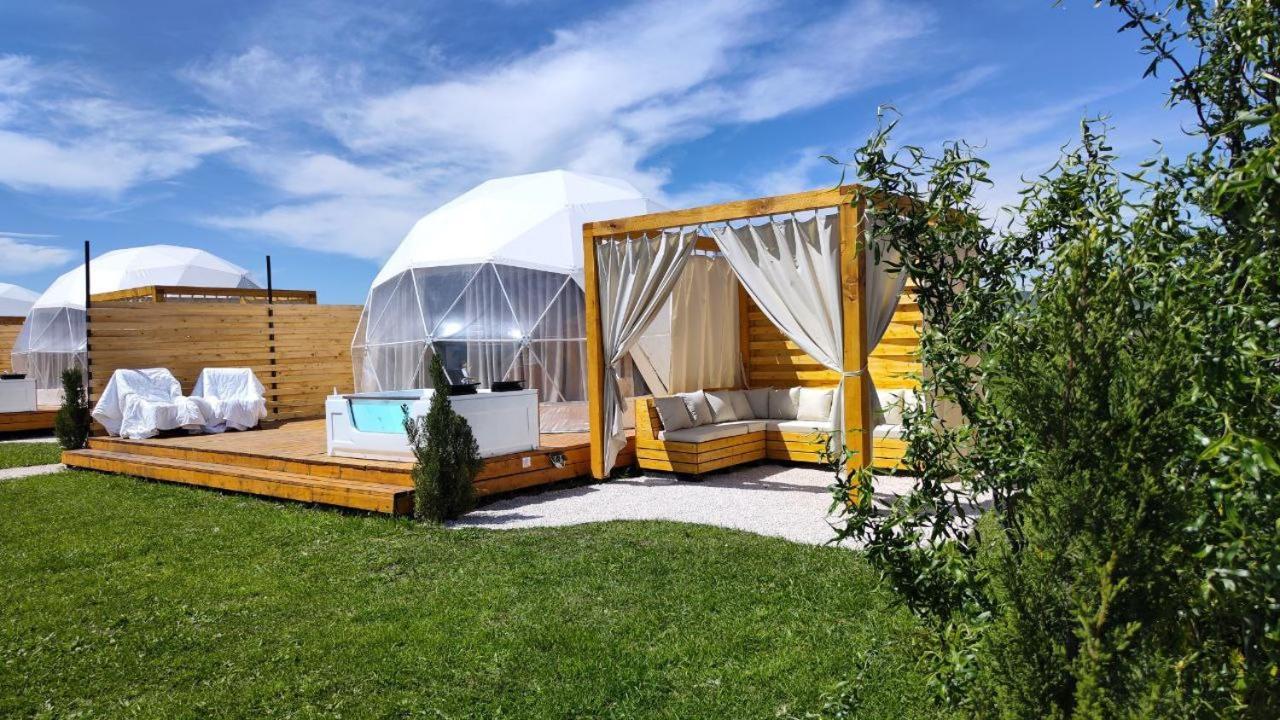 Jewelberry Glamping Hotel Tbilisi Mtsʼkhetʼa Extérieur photo