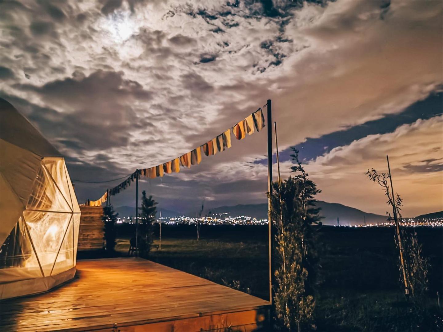 Jewelberry Glamping Hotel Tbilisi Mtsʼkhetʼa Chambre photo